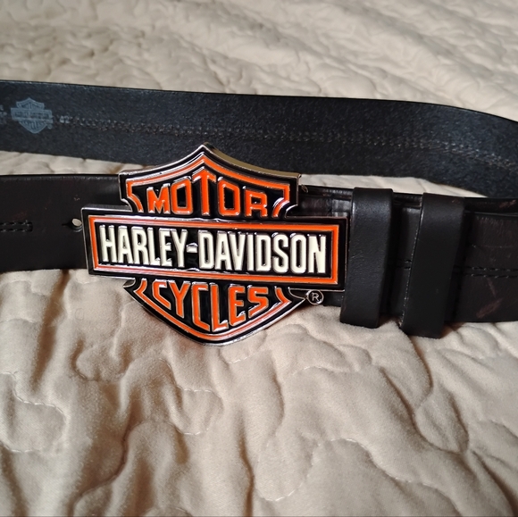 Harley-Davidson Black Belt Bag with Iconic Design - Picture 4 of 16